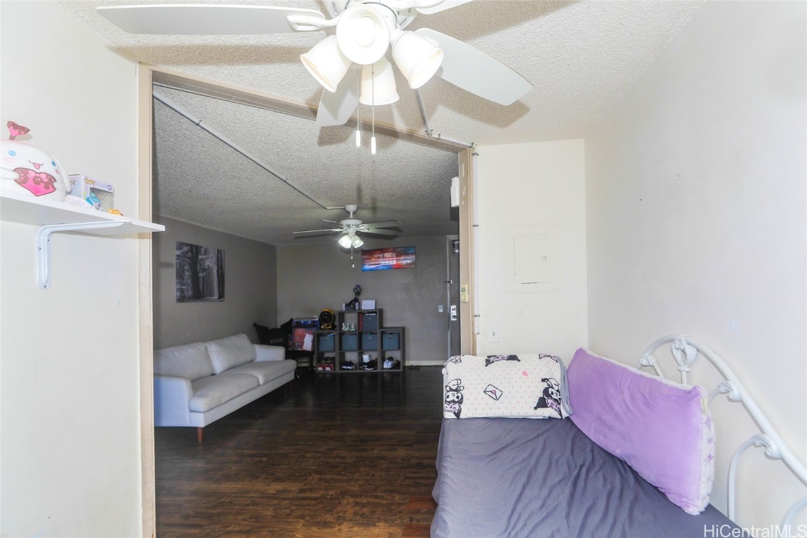 1260 Richard Lane B405 Property Photo 8