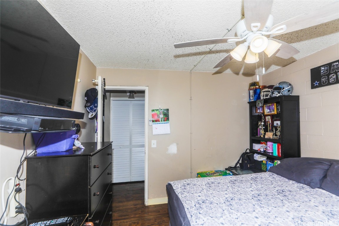 1260 Richard Lane B405 Property Photo 9