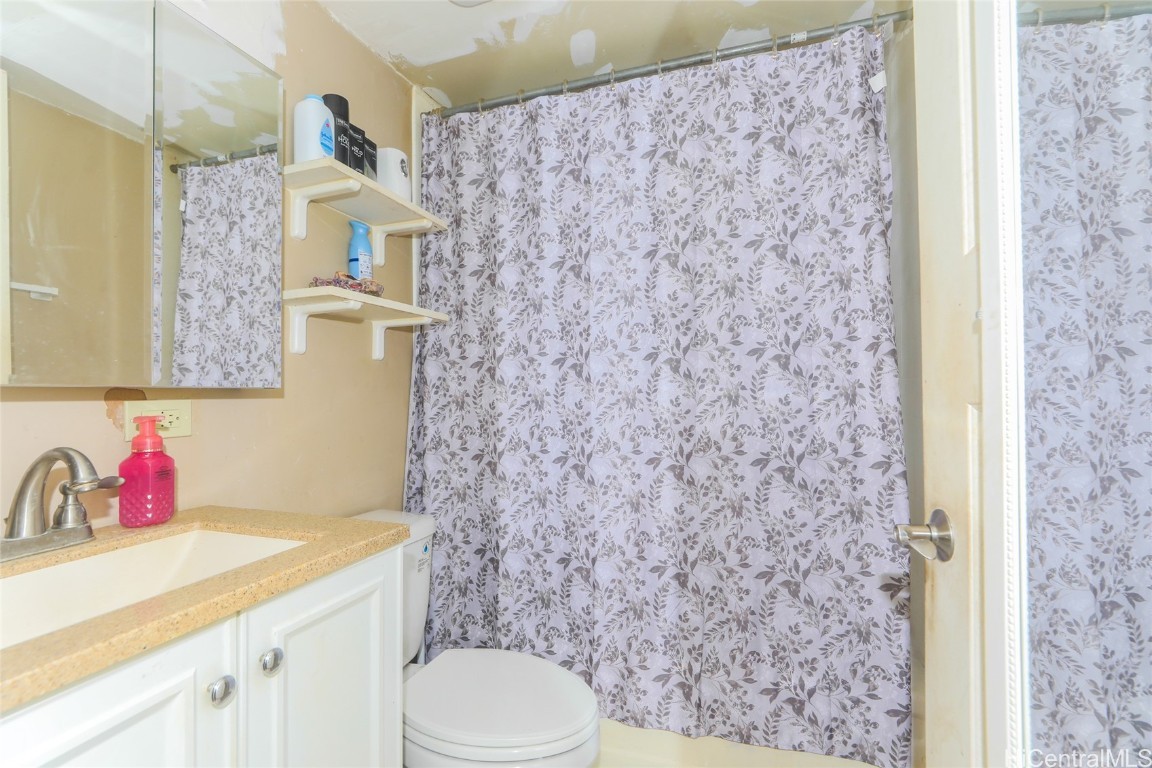 1260 Richard Lane B405 Property Photo 11