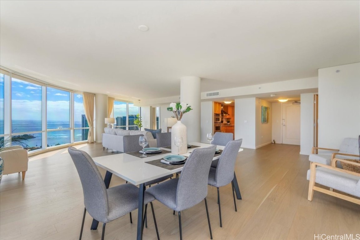 1296 Kapiolani Boulevard 4703 Property Photo 4
