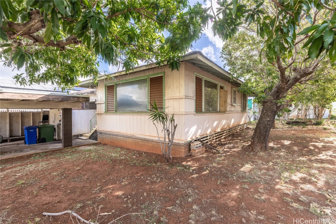 1139 14th Avenue Property Photo 2