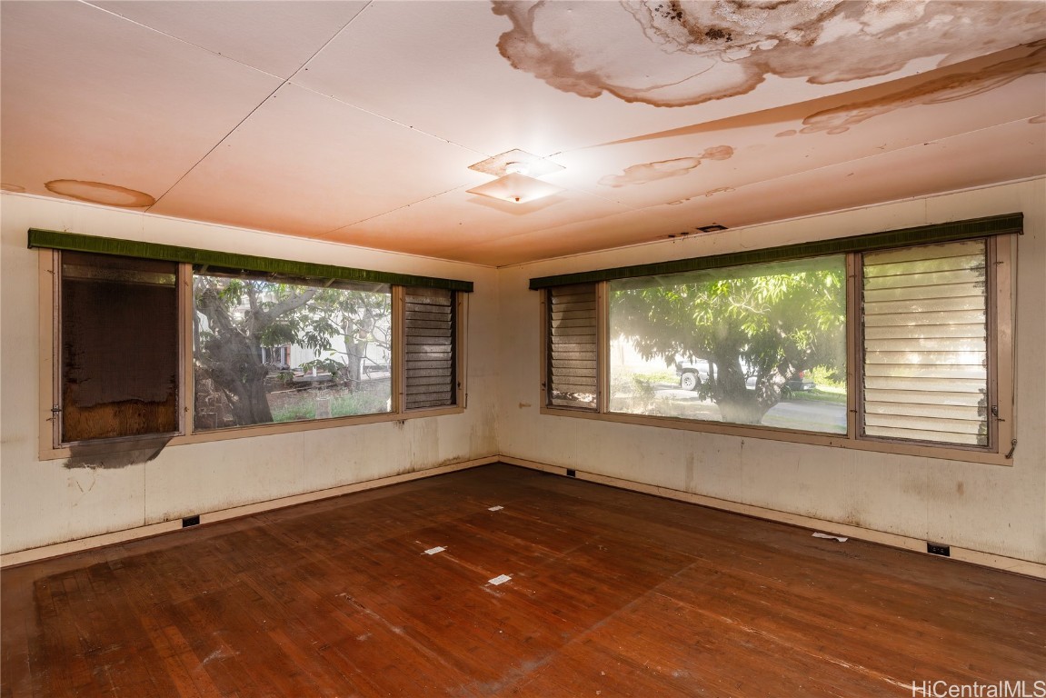 1139 14th Avenue Property Photo 3