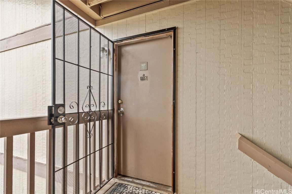 84-664 Ala Mahiku Street 37/180c Property Photo 12