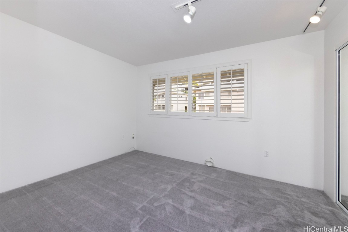 1317 Moanalualani Way 13c Property Photo 18
