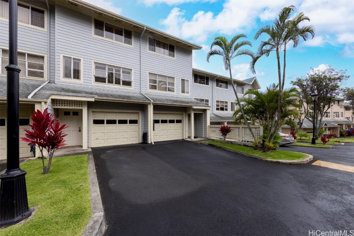 1317 Moanalualani Way 13c Property Photo 22