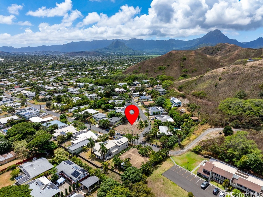 253 Iliaina Street Property Photo 4