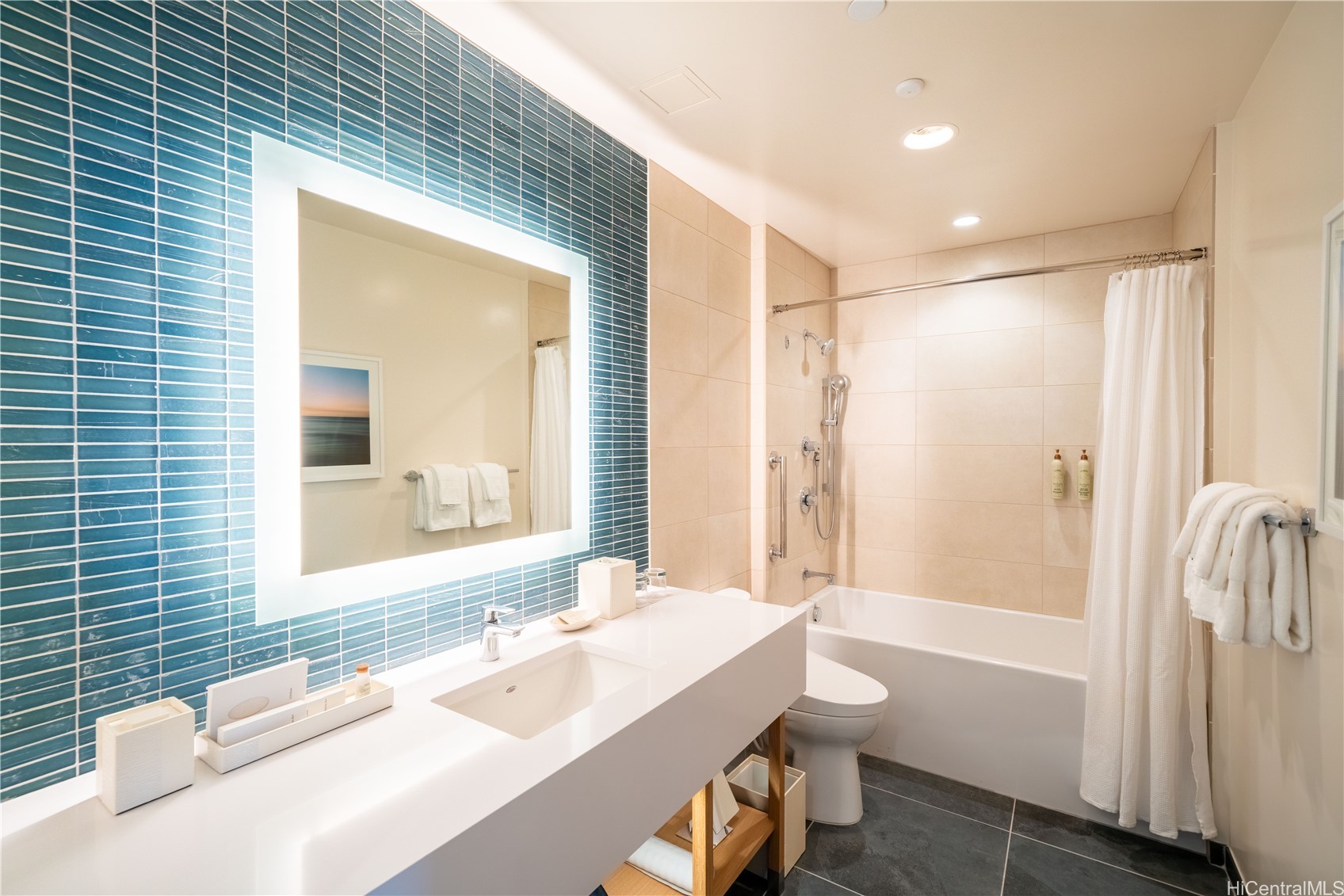 1390 Kapiolani Boulevard 3906 Property Photo 11