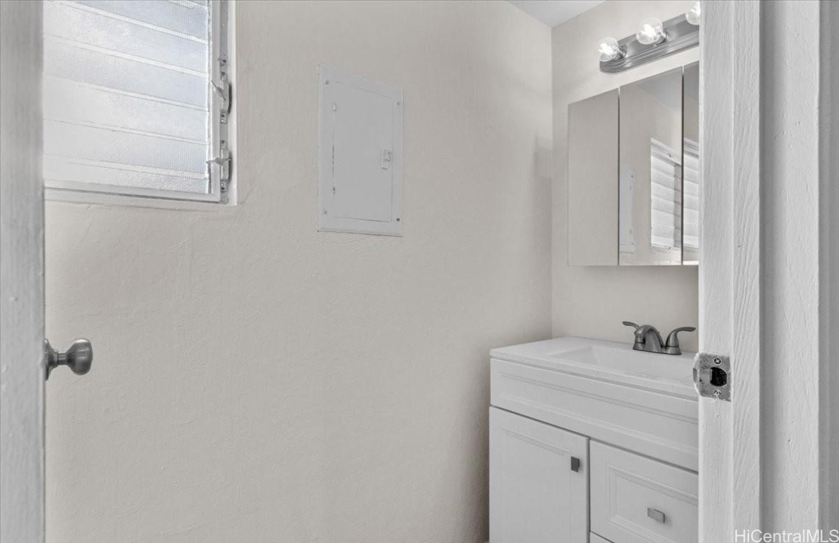 92-844 Kinohi Place 44 Property Photo 4
