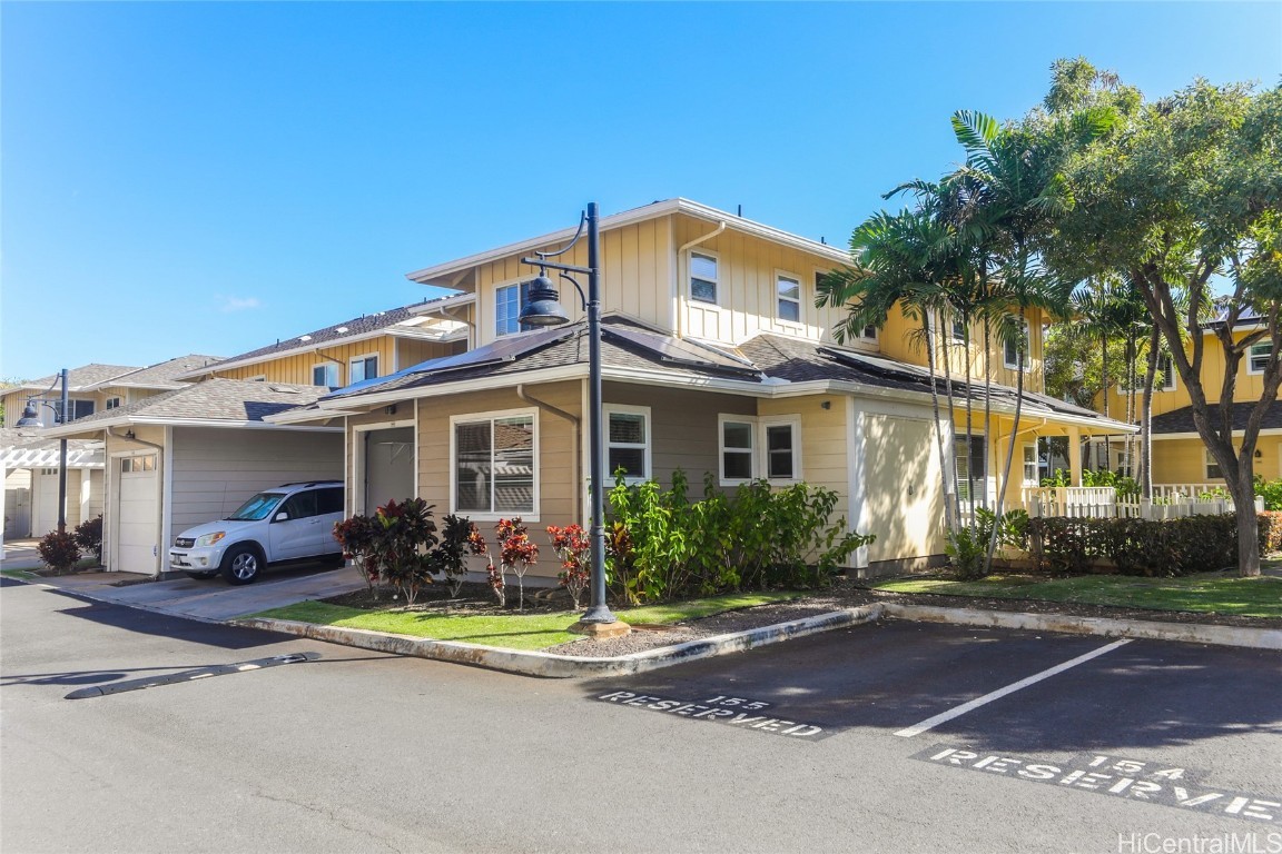 525 Manawai Street 908 Property Photo 1