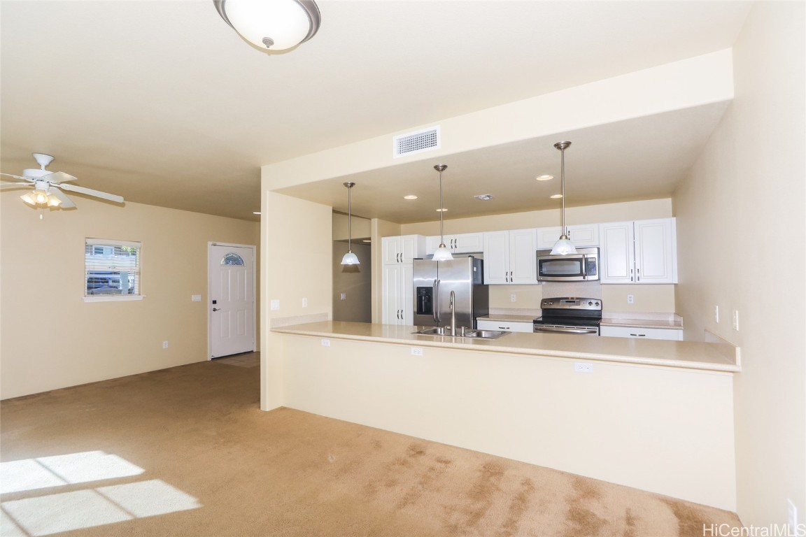 525 Manawai Street 908 Property Photo 4