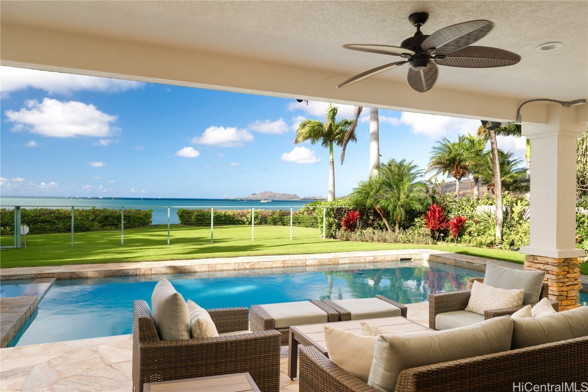 221 Portlock Road Property Photo