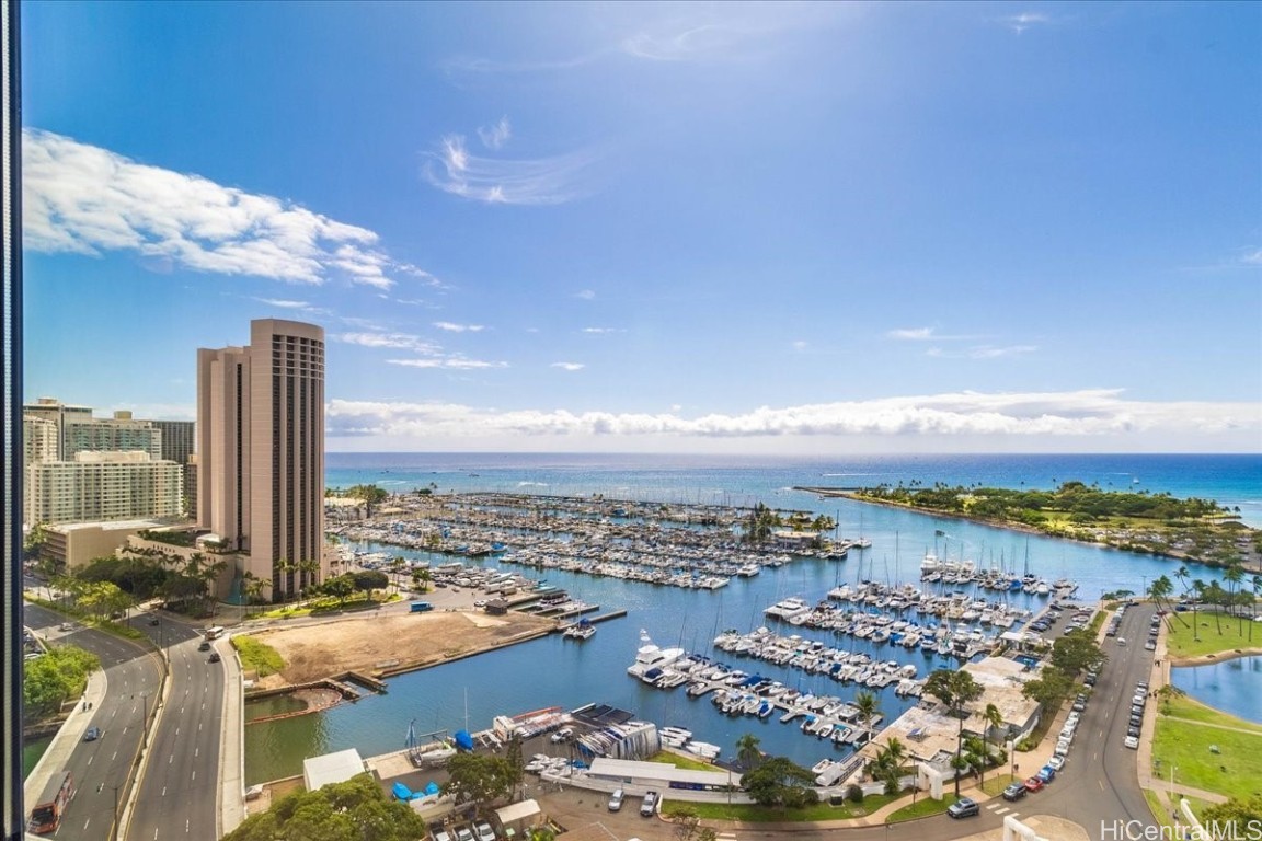 1600 Ala Moana Boulevard 2406 Property Photo 13