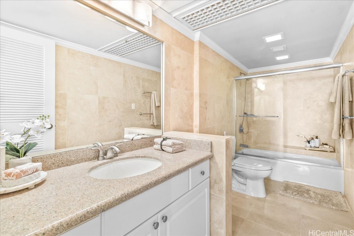 1600 Ala Moana Boulevard 2406 Property Photo 16
