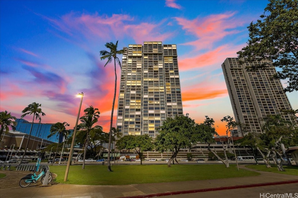 1600 Ala Moana Boulevard 2406 Property Photo 25