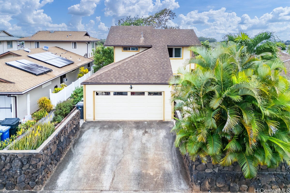 95-528 Awiki Street Property Photo 1