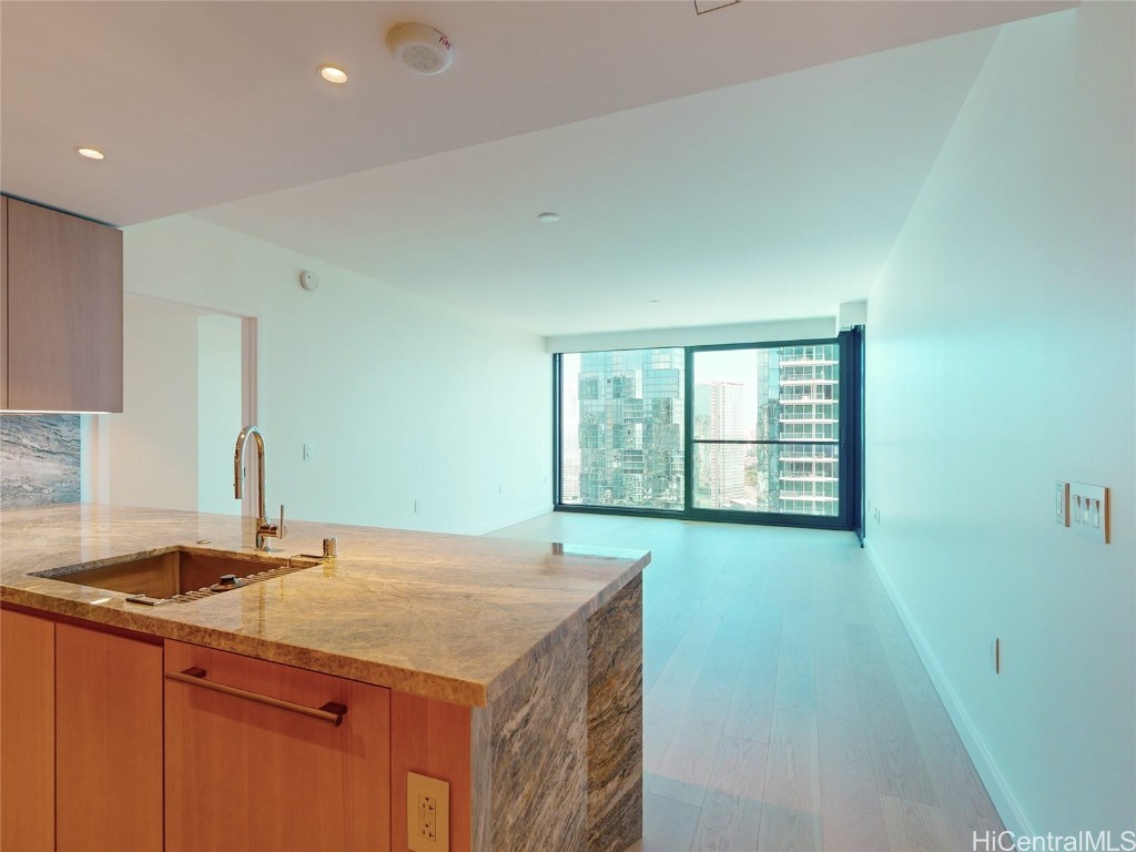 1100 Ala Moana Boulevard 2810 Property Photo 2