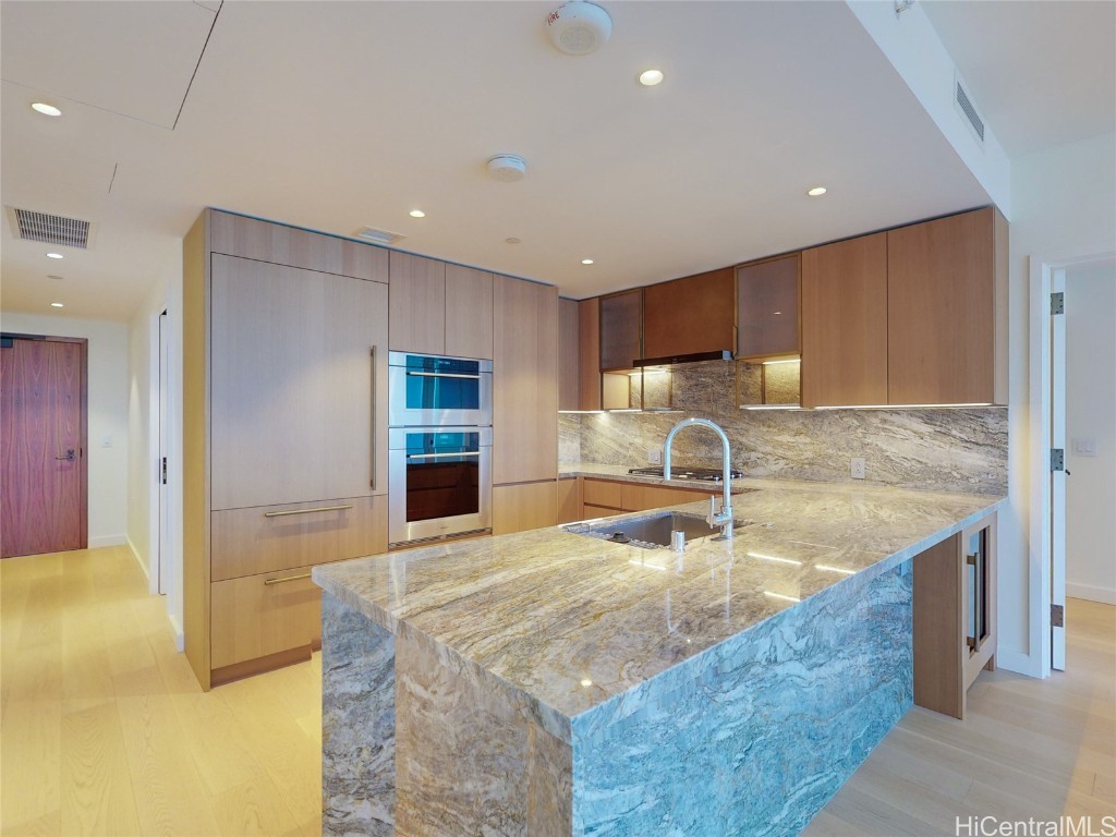 1100 Ala Moana Boulevard 2810 Property Photo 5