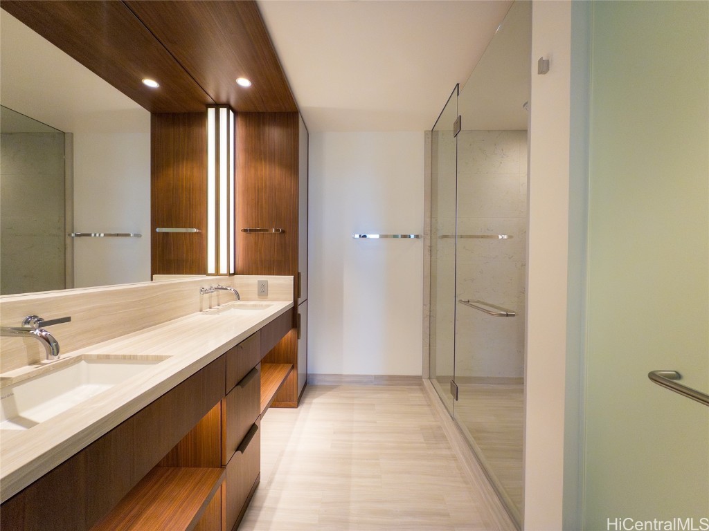 1100 Ala Moana Boulevard 2810 Property Photo 8