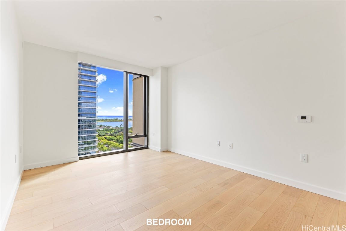 1100 Ala Moana Boulevard 1606 Property Photo 4