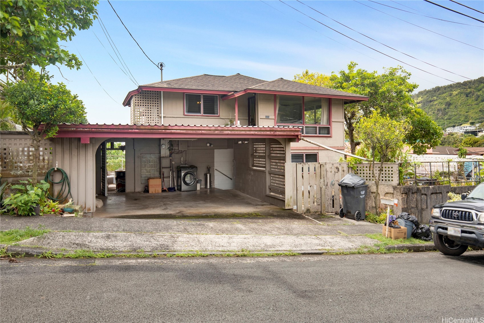 1814 Kuikele Street Property Photo
