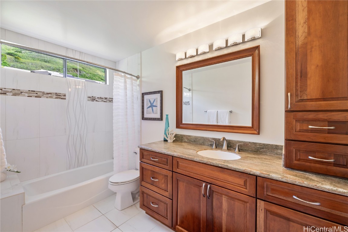 358 D Kaelepulu Drive 704 Property Photo 17