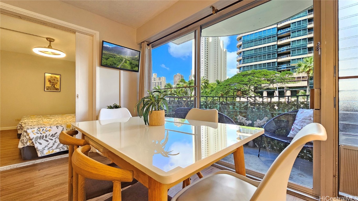 1909 Ala Wai Boulevard 206 Property Photo 5