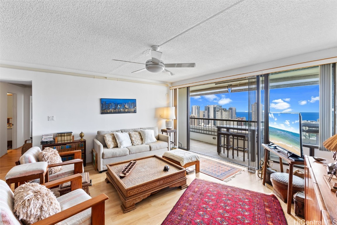 2333 Kapiolani Boulevard 3314 Property Photo 2