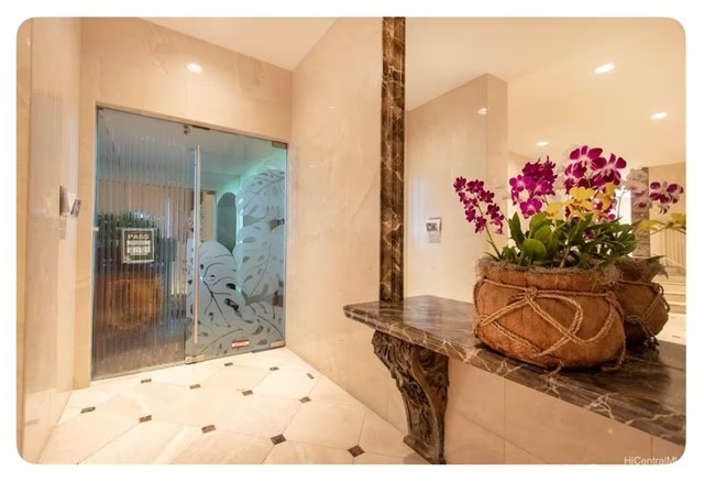 2895 Kalakaua Avenue 206 Property Photo 23