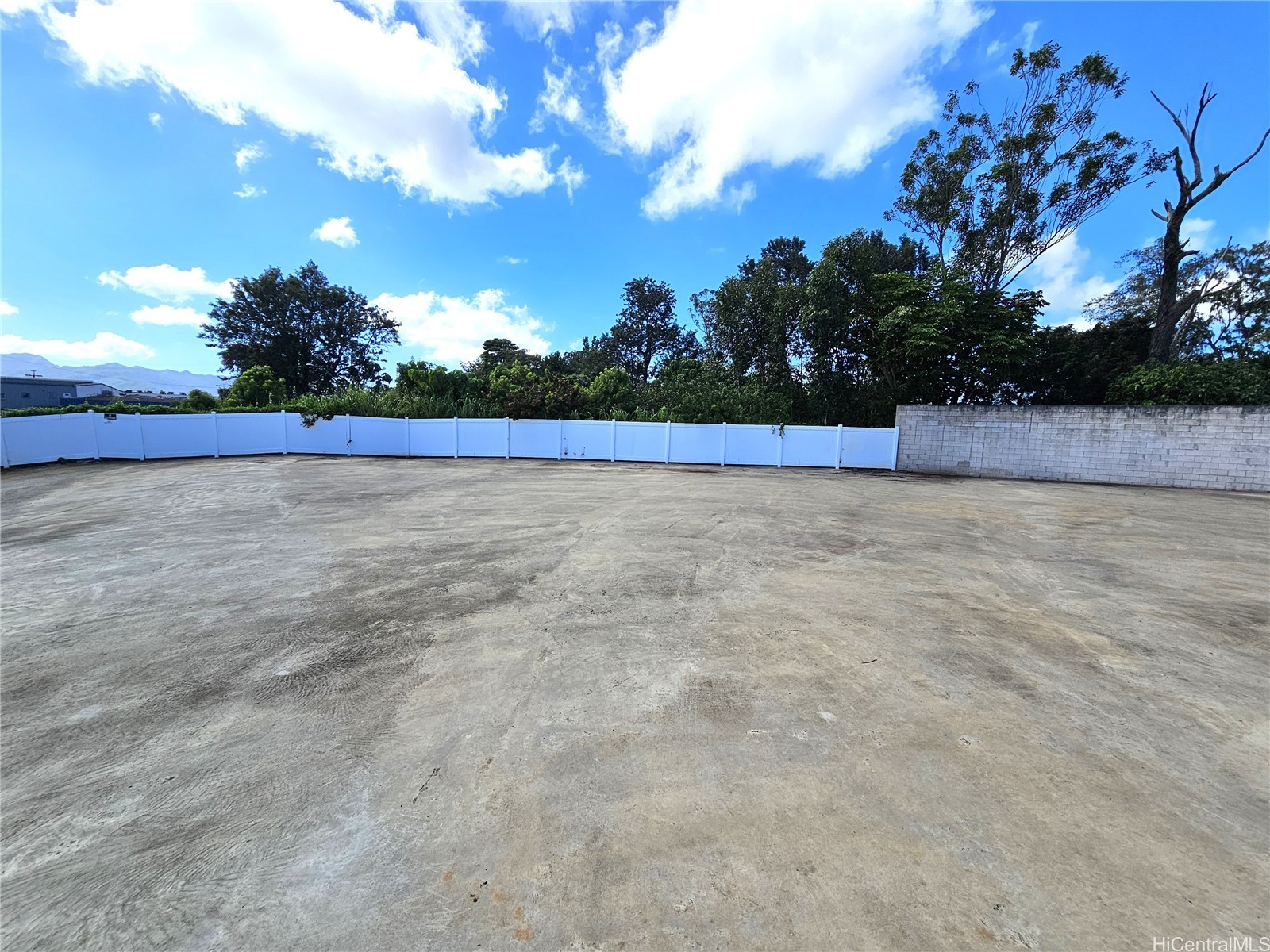 656 Kilani Avenue Property Photo 7