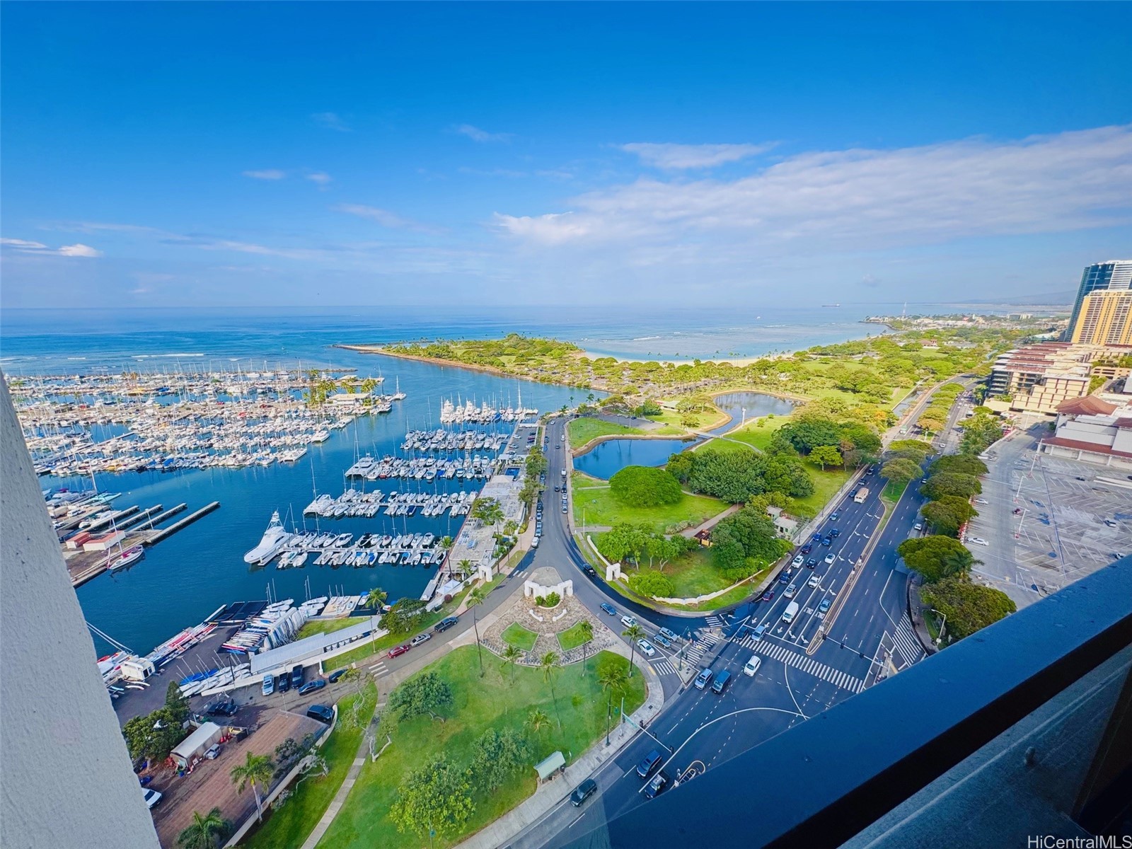 1600 Ala Moana Blvd Property Photo