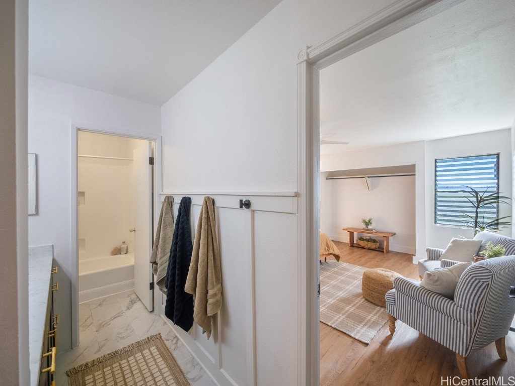 98-1453 Kaahumanu Street E215 Property Photo 20