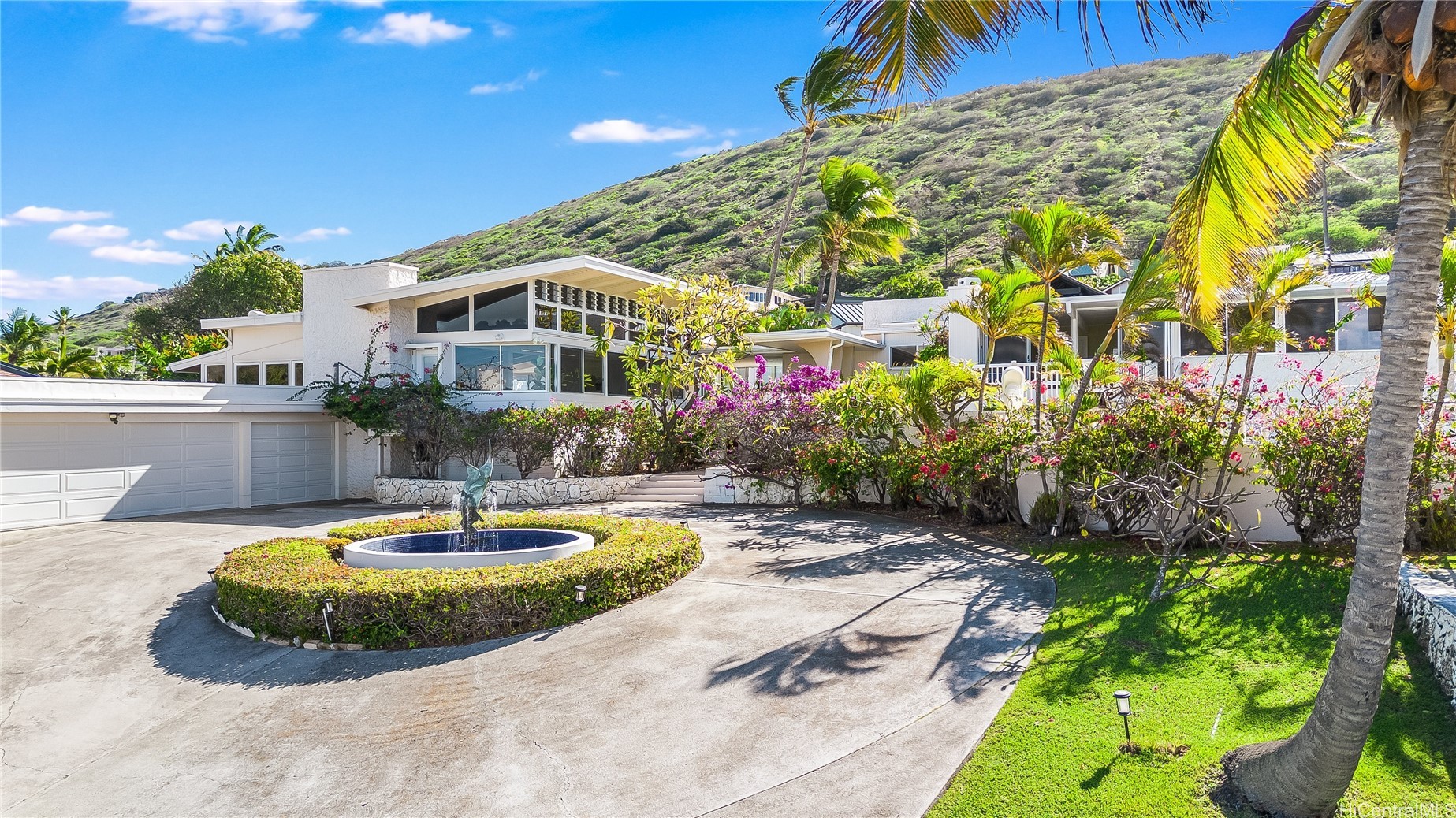 532 Portlock Road Property Photo