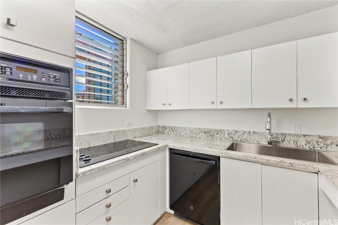 1717 Ala Wai Boulevard 701 Property Photo 8