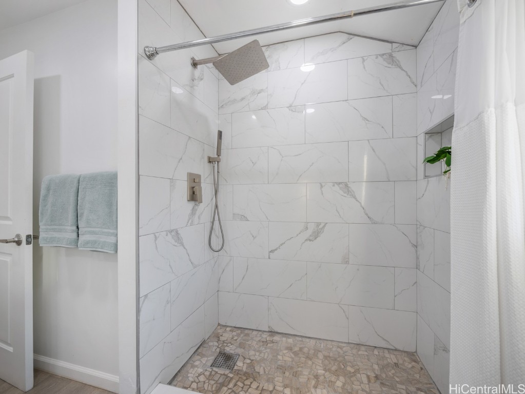 85-100 Maiuu Street Property Photo 15