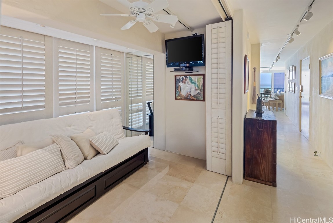 3015 Kalakaua Avenue 601 Property Photo 15