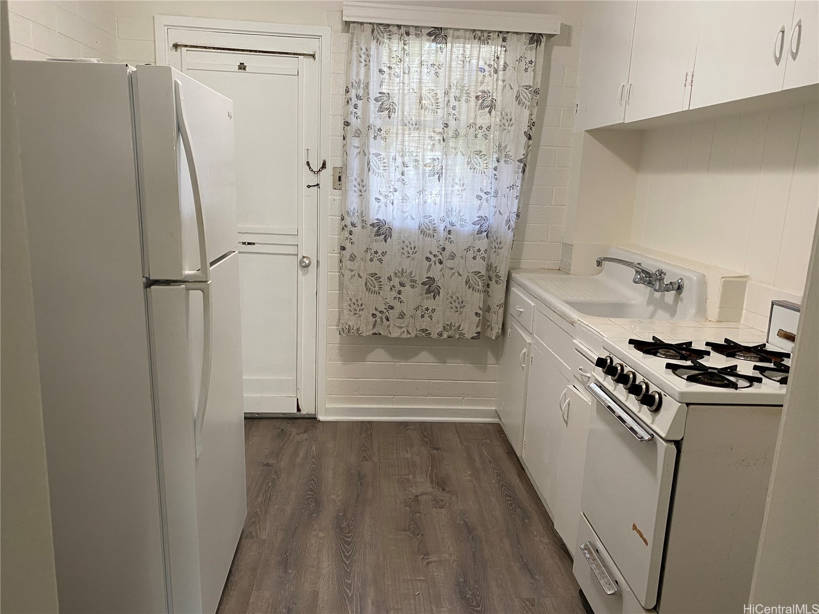 1825 Fern Street A2 Property Photo 6