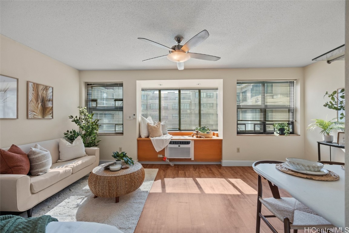 545 Queen Street 524 Property Photo 1