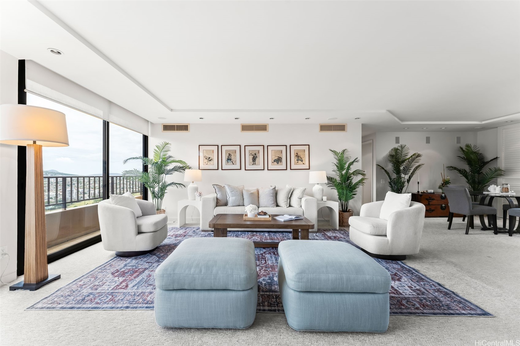 2121 Ala Wai Boulevard Ph-1 Property Photo 3