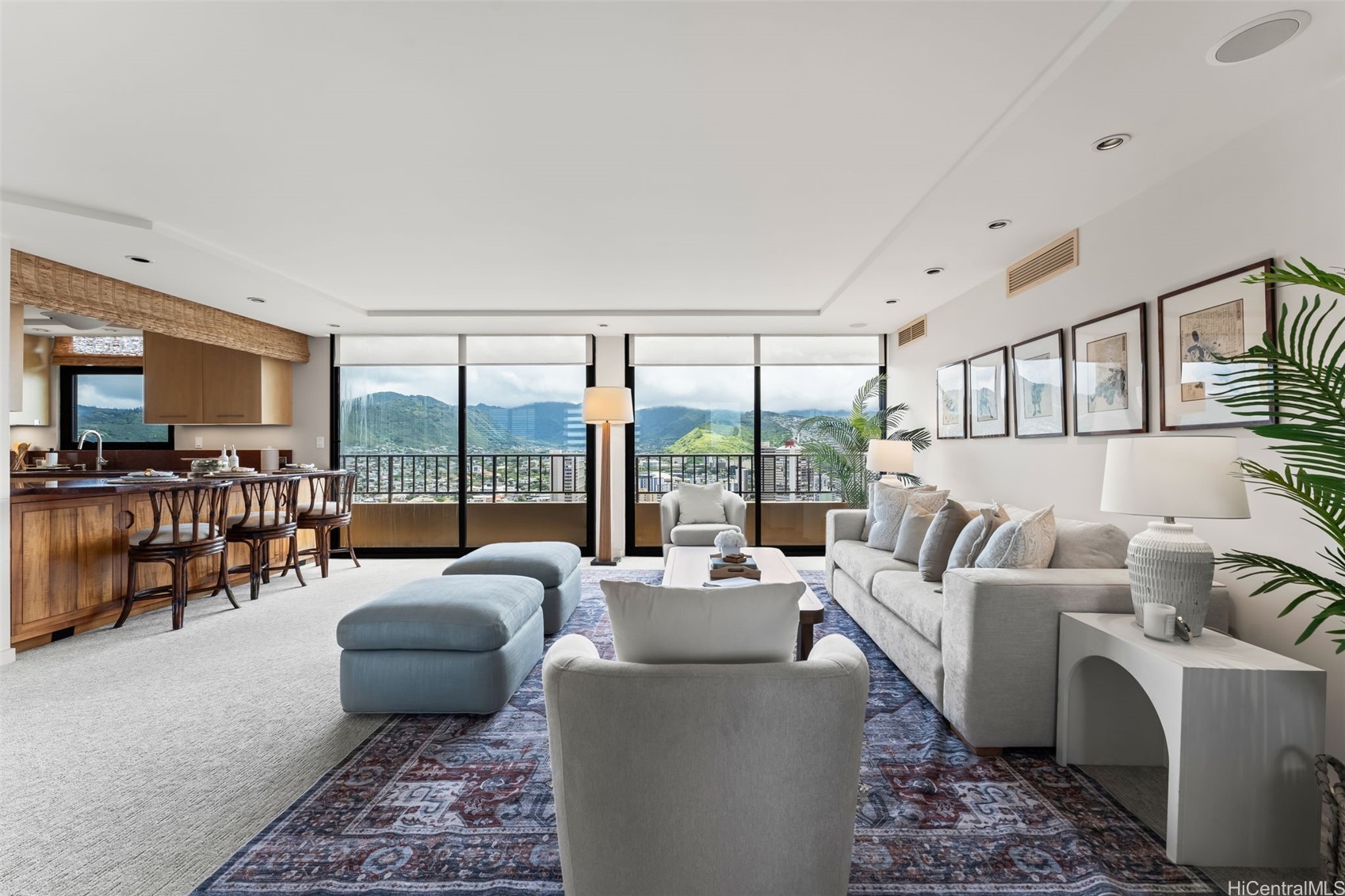 2121 Ala Wai Boulevard Ph-1 Property Photo 6