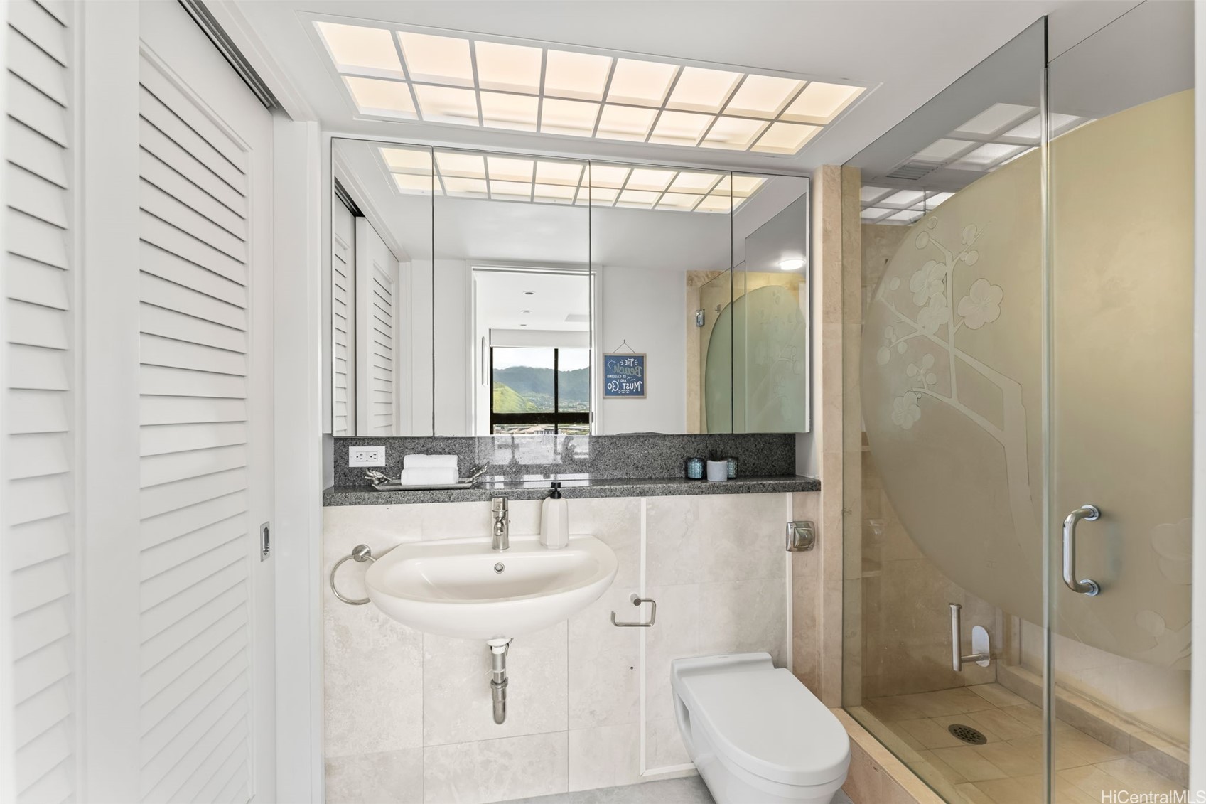 2121 Ala Wai Boulevard Ph-1 Property Photo 12