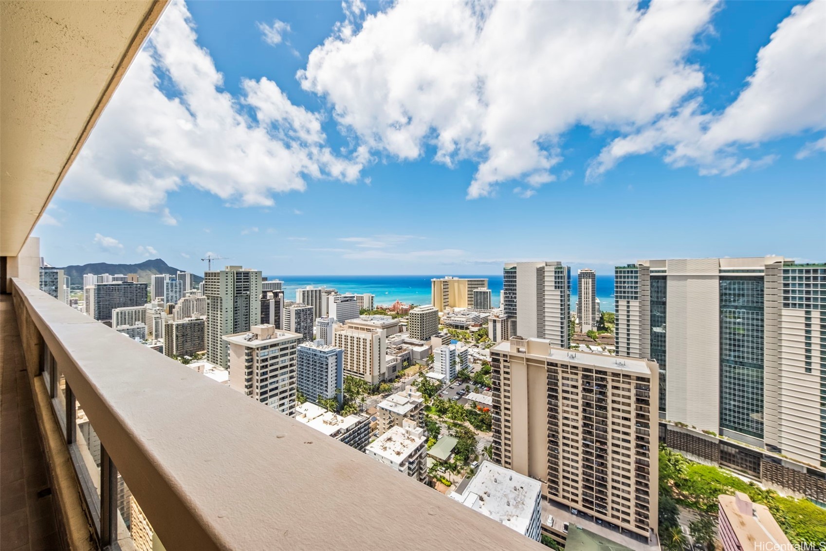 2121 Ala Wai Boulevard Ph-1 Property Photo 22