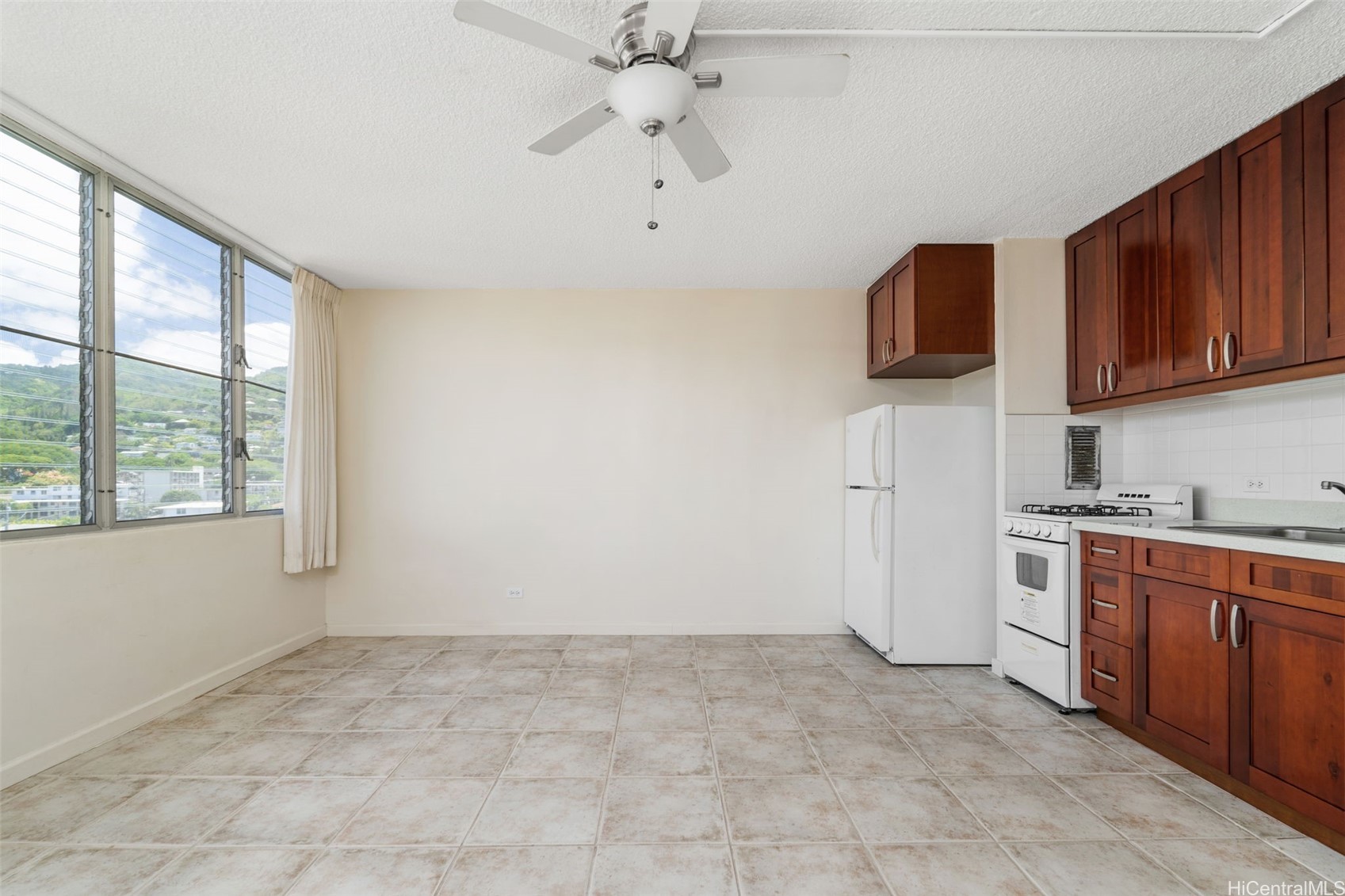 1550 Wilder Ave Property Photo 5
