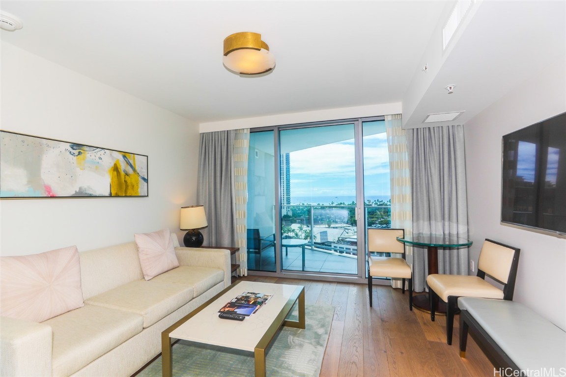 2139 Kuhio Avenue 1207 Property Photo