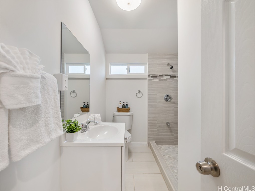 1307 California Avenue Property Photo 12