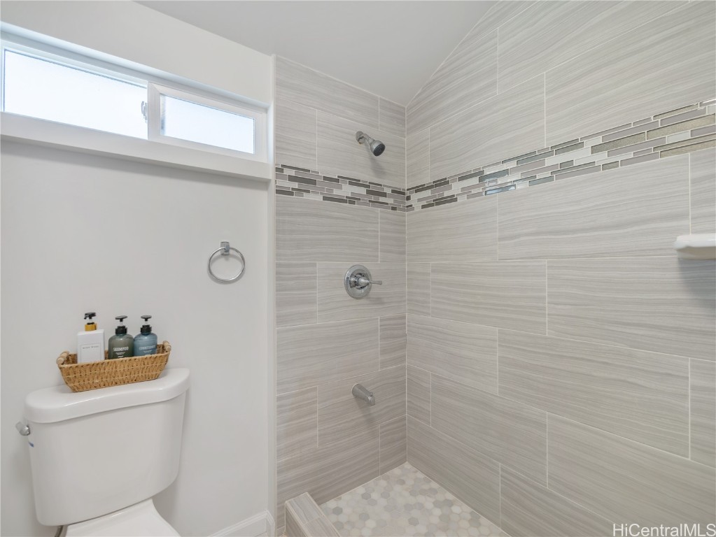 1307 California Avenue Property Photo 13