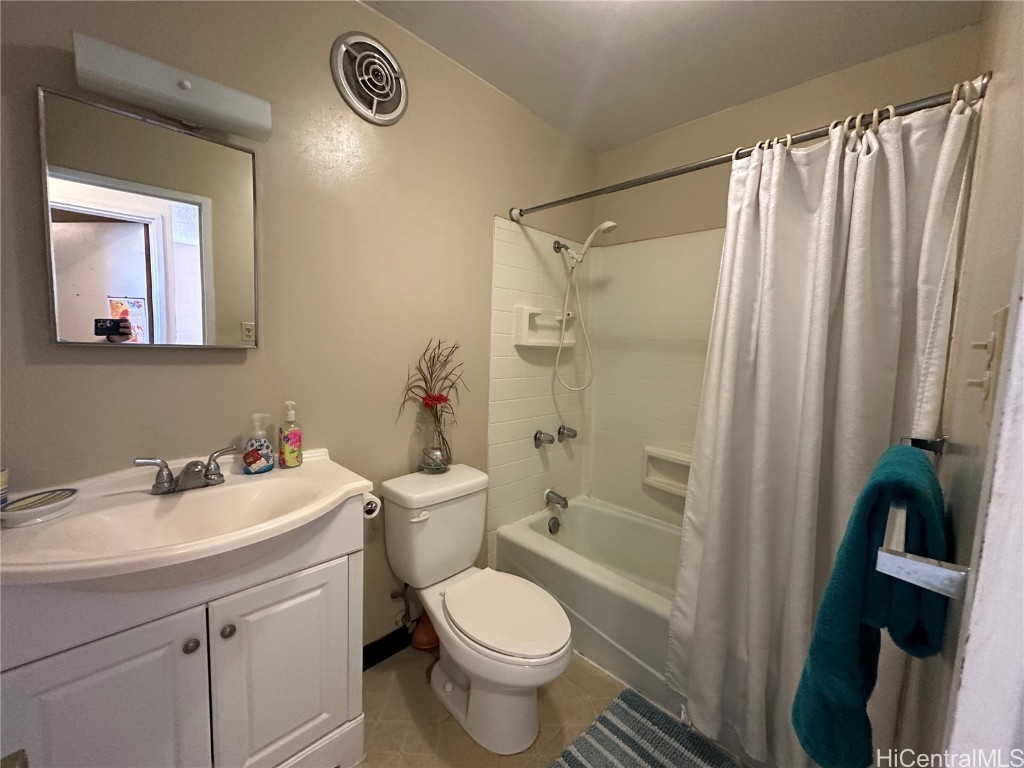 3052 Ala Ilima Street 303 Property Photo 8
