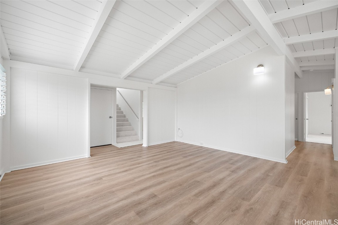 2222 Apoepoe Street Property Photo 5