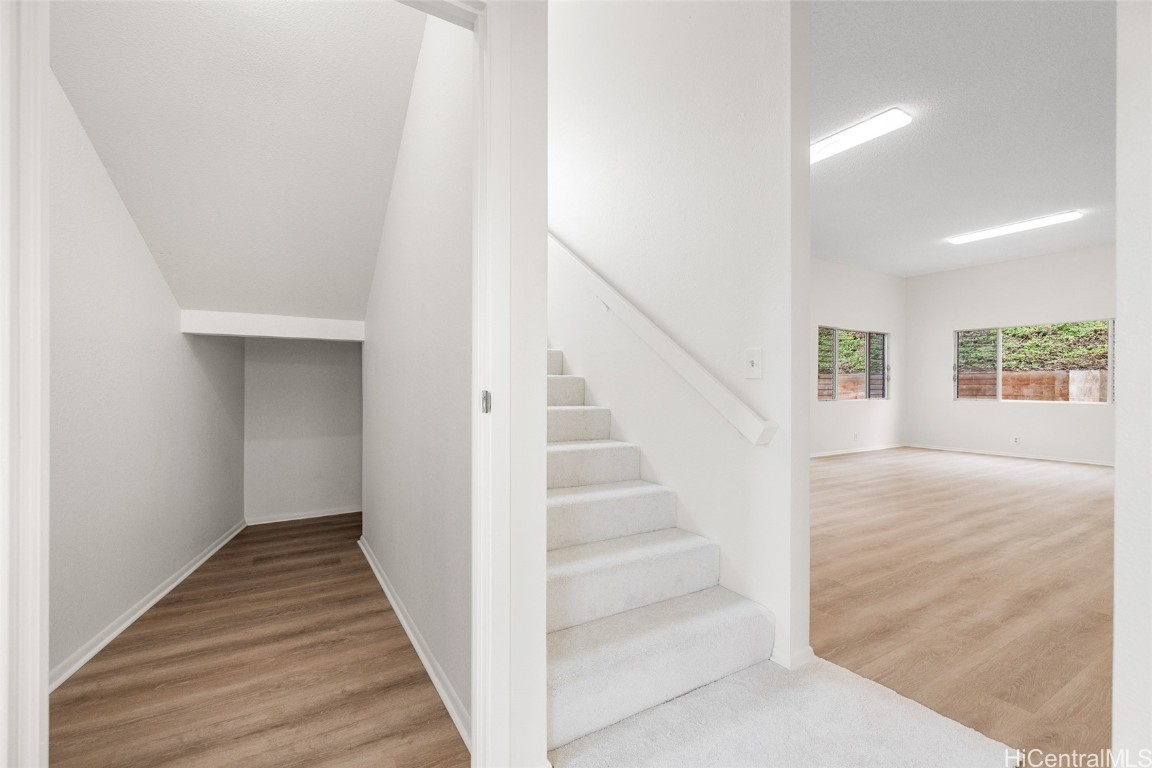 2222 Apoepoe Street Property Photo 7