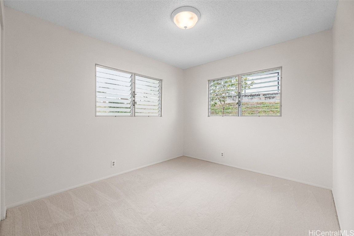 2222 Apoepoe Street Property Photo 14