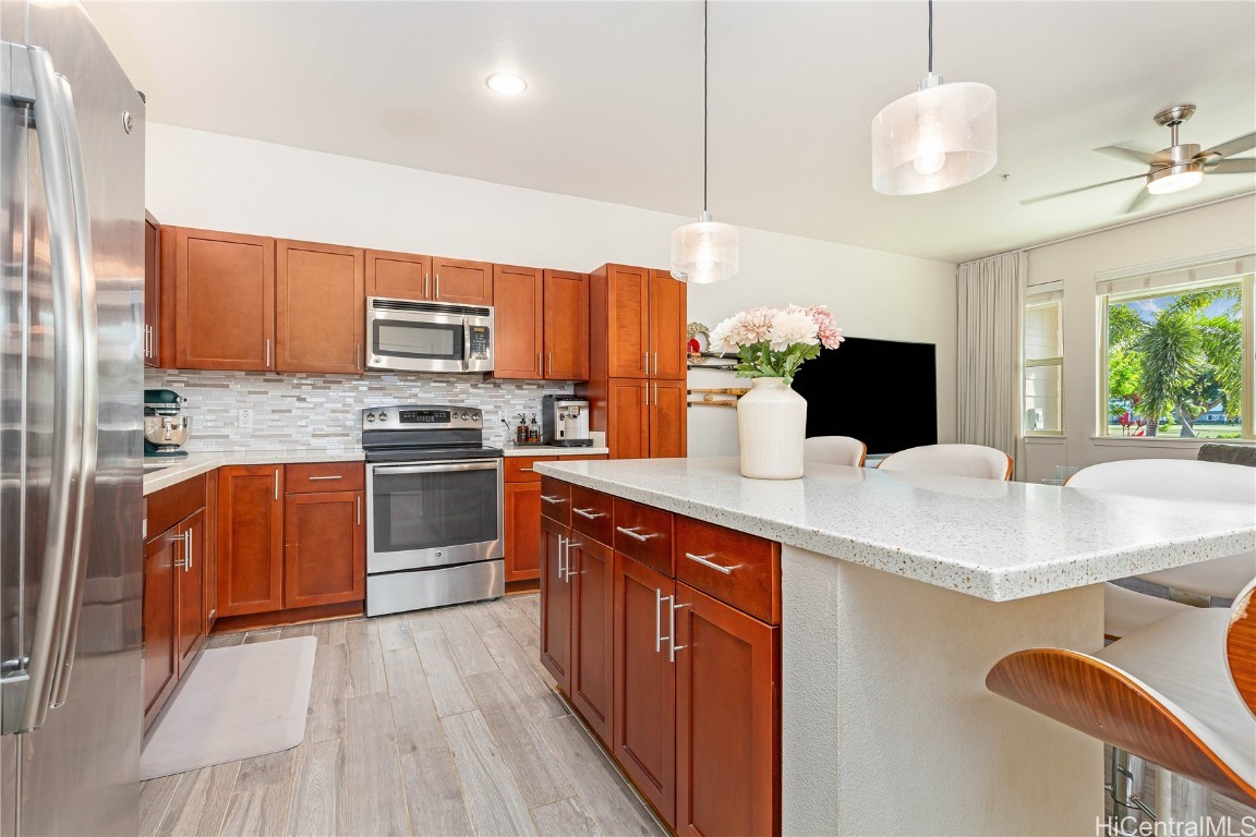 801 Kakala Street 1606 Property Photo 10
